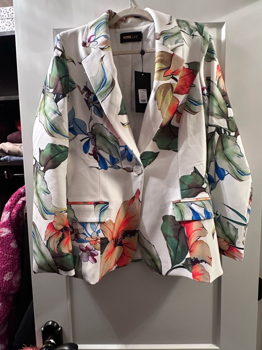 Floral White Single button  Blazer and pants  - nova Luxe